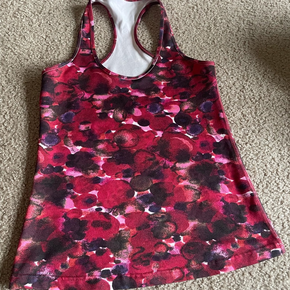 Lululemon Tank